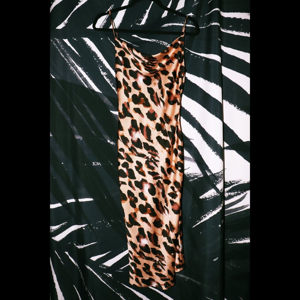 🐆⚡️SATIN CHEETAH MIDI SLIP DRESS 🐆⚡️